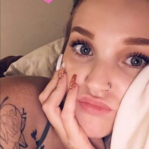 Meet your Posher, Caitlyn